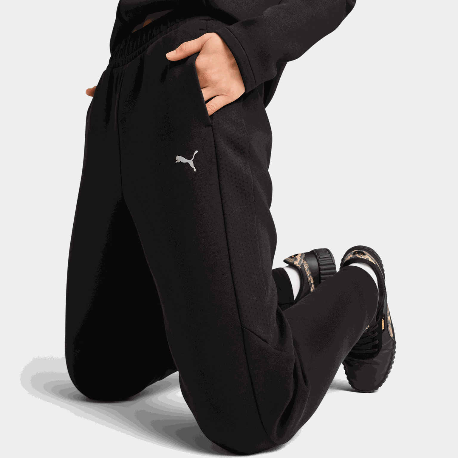 EVOSTRIPE Sweatpants DK op, joggingbyxor, dam - full image 3