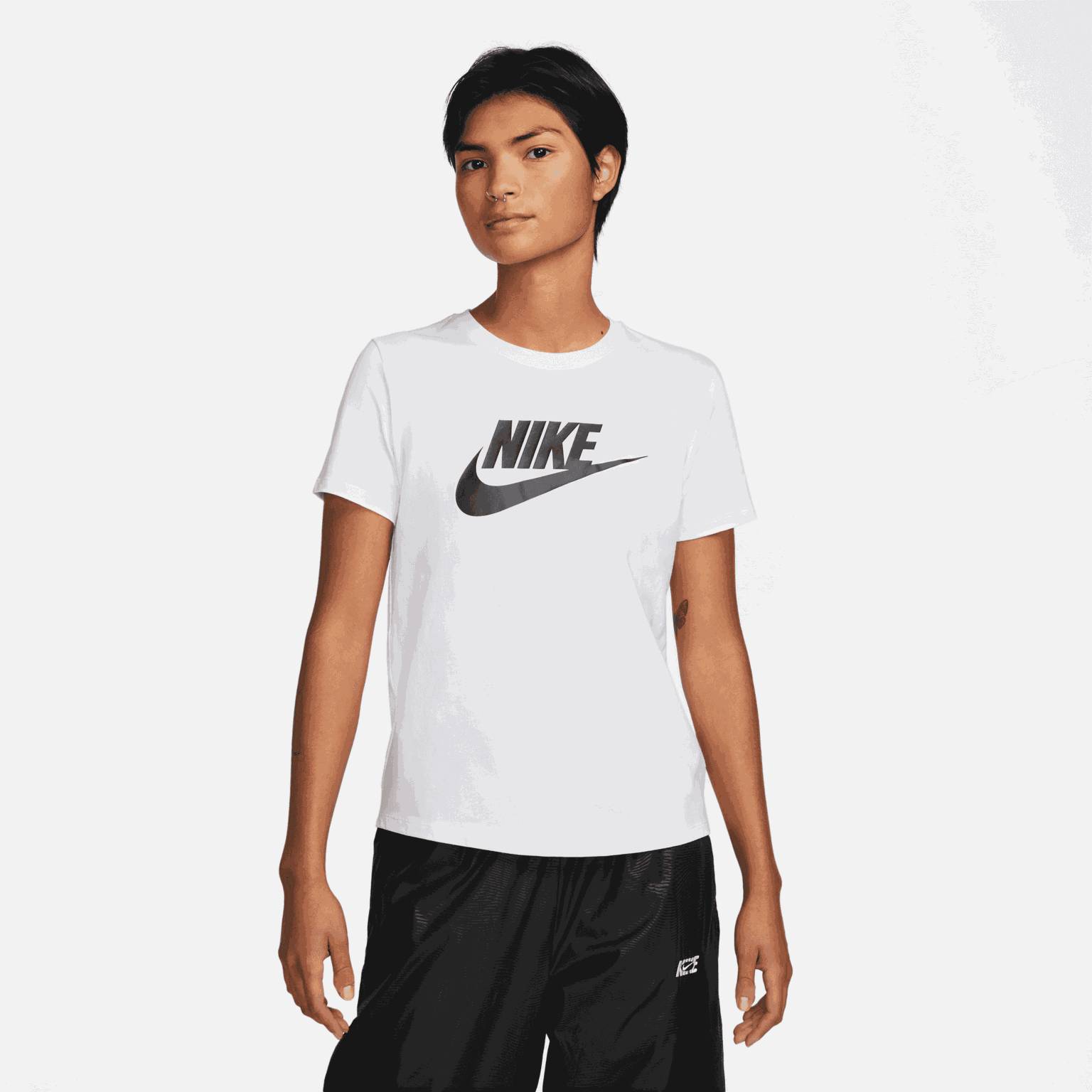 Sportswear Essential Icon Futura Tee, t-shirt dam - full image 1