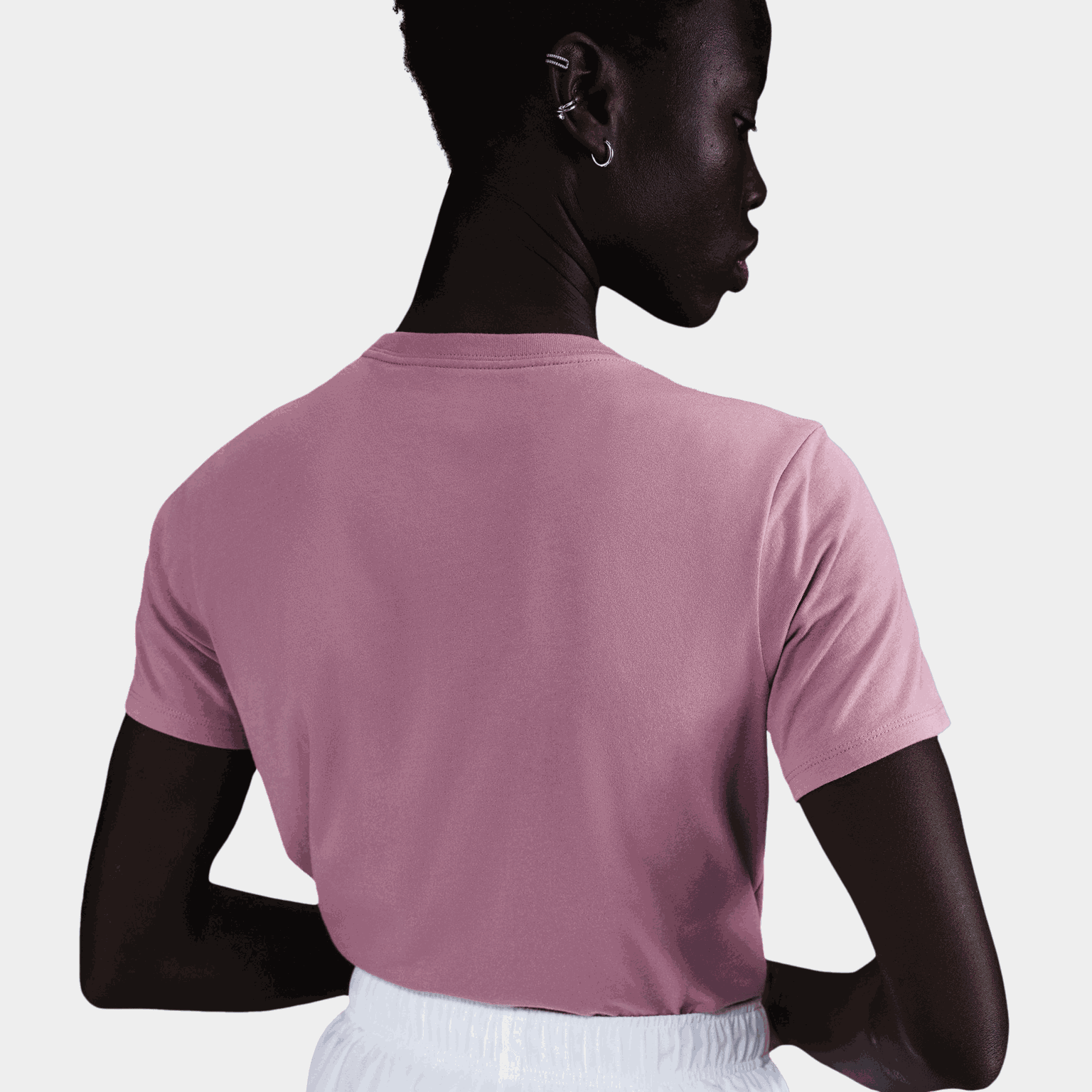 Sportswear Essential Icon Futura Tee, t-shirt dam - full image 2