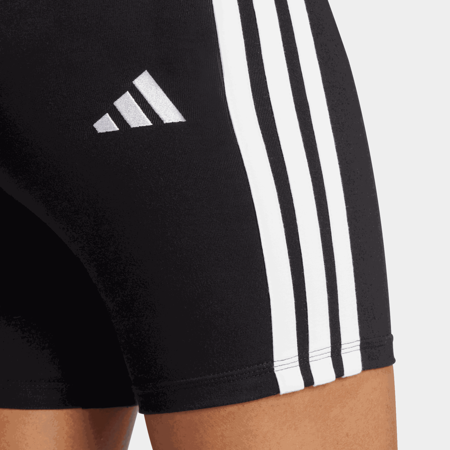 Essentials 3-Stripes High Waisted Biker Shorts, cykelshorts, dam - full image 4