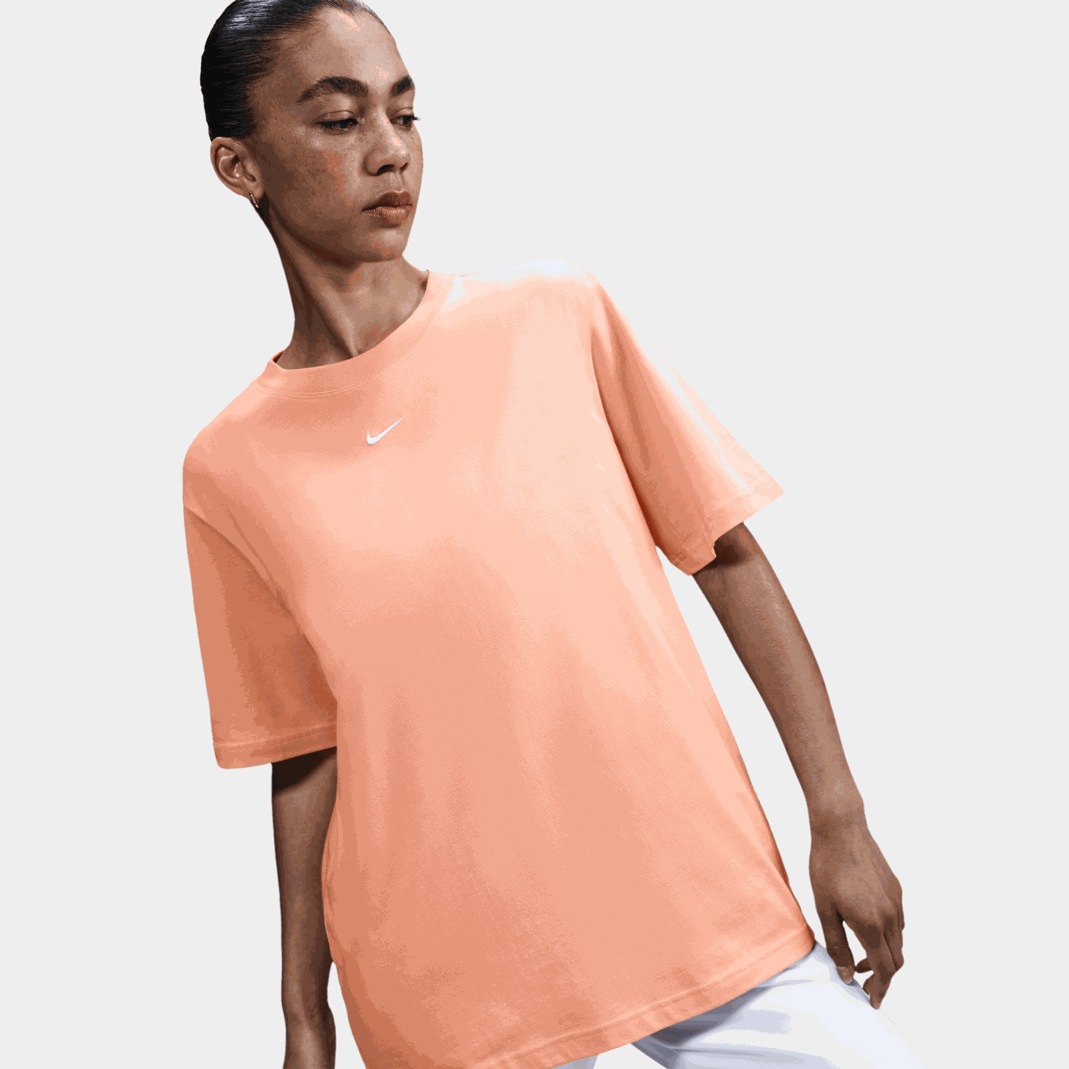 Sportswear Essentials T-Shirt, t-shirt, dam - full image 1