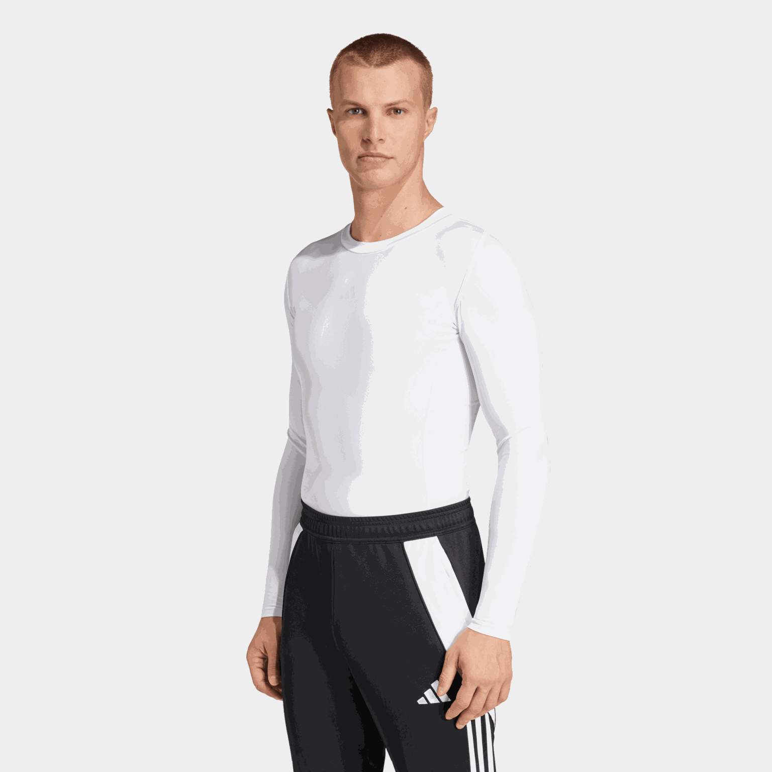 Techfit Long Sleeved Tee, kompressionströja för fotboll, herr - full image 1