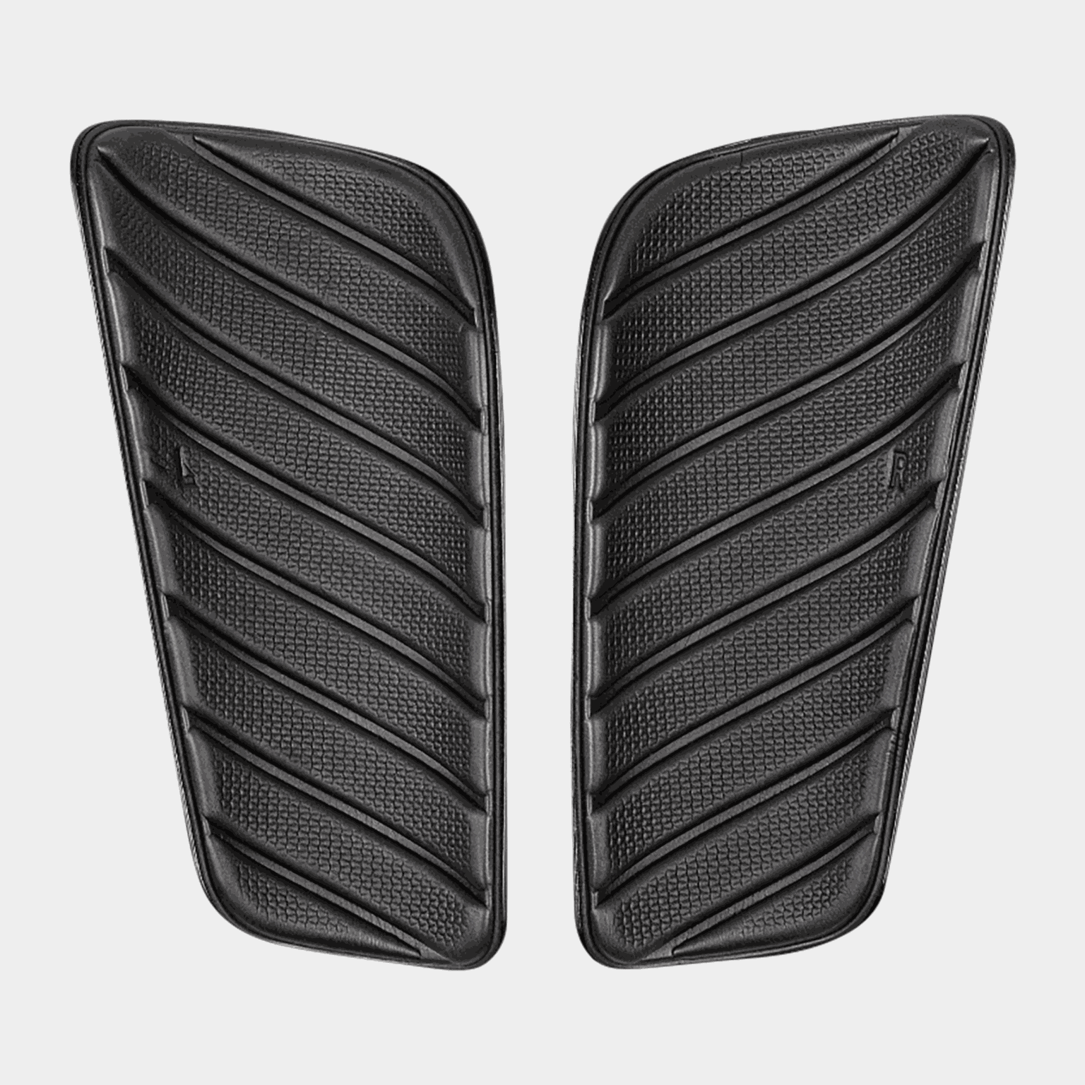 Aerolite Shin Guards, benskydd - full image 4