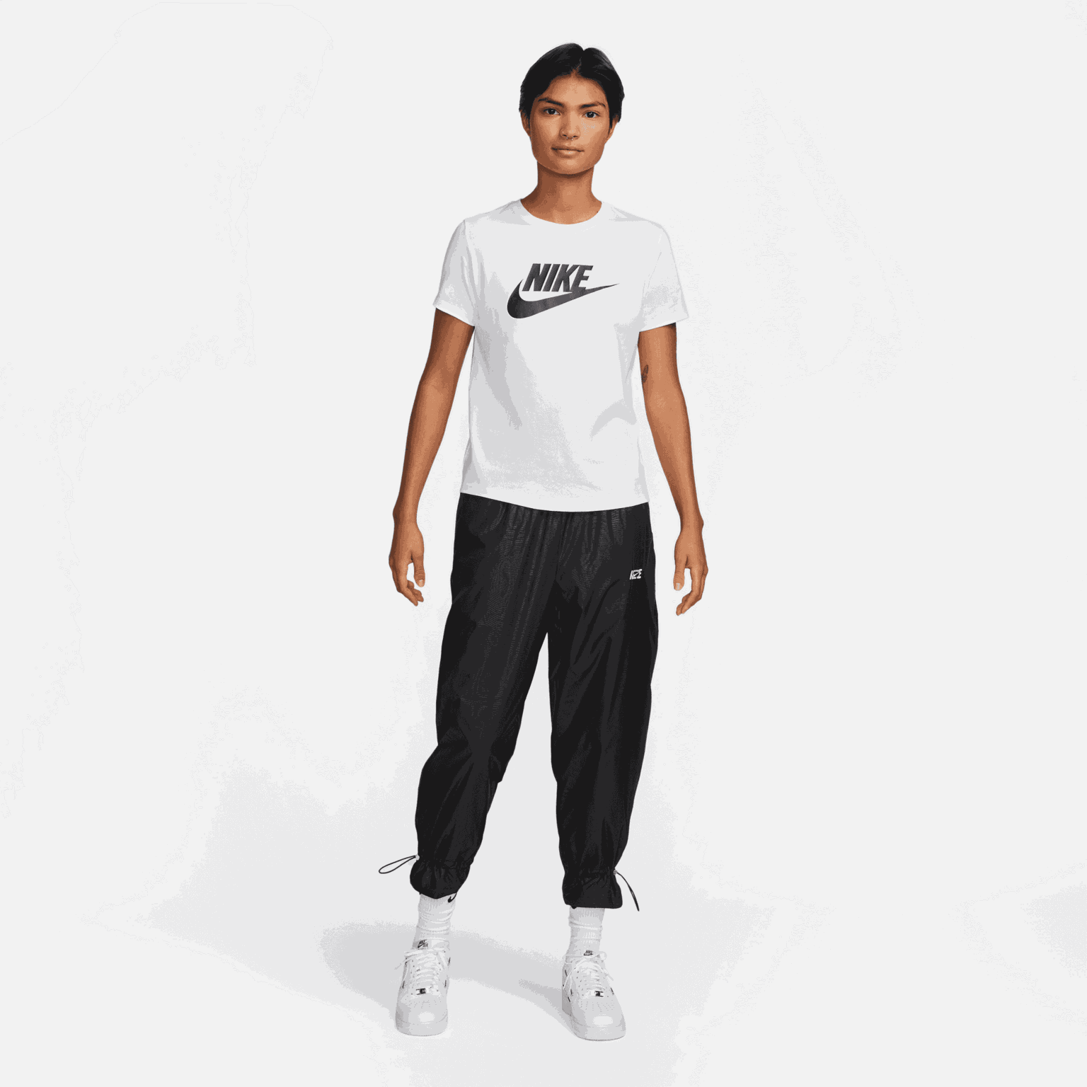 Sportswear Essential Icon Futura Tee, t-shirt dam - full image 4