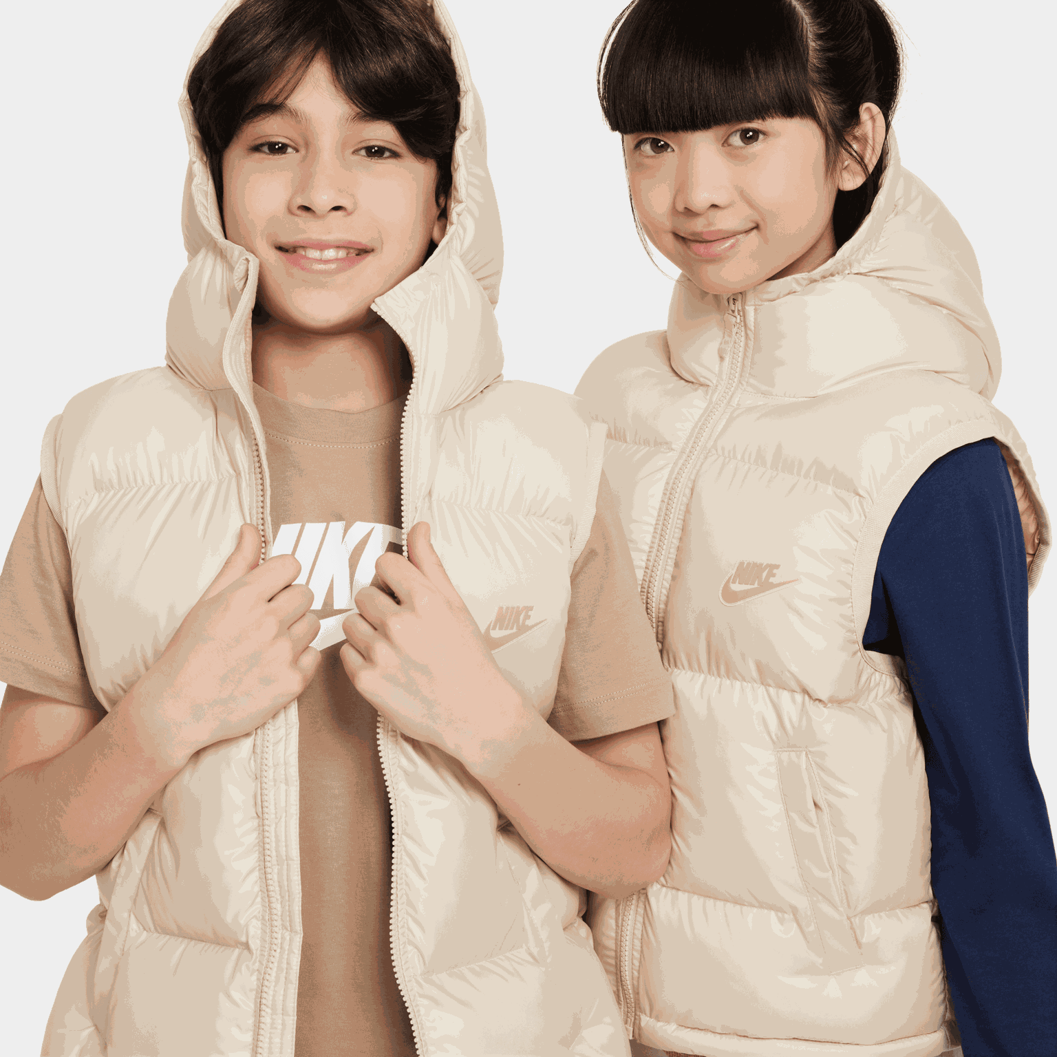 Sportswear Heavyweight Synthet, väst - full image 2