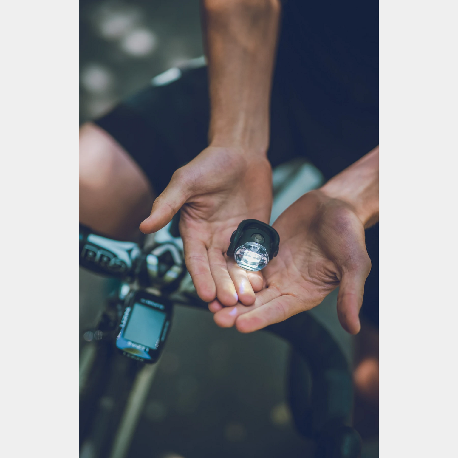 Femto Drive USB Front, framlampa till cykel - full image 3
