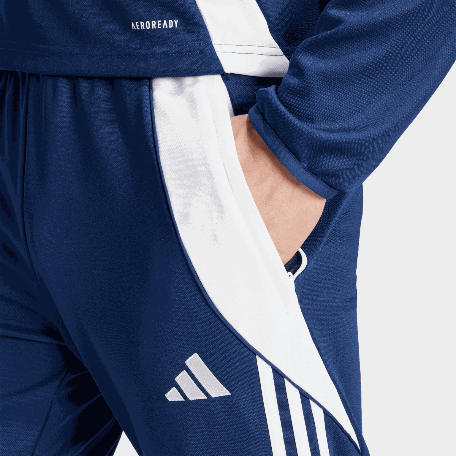 Tiro 24 Training Pant, träningsbyxa herr - full image 4