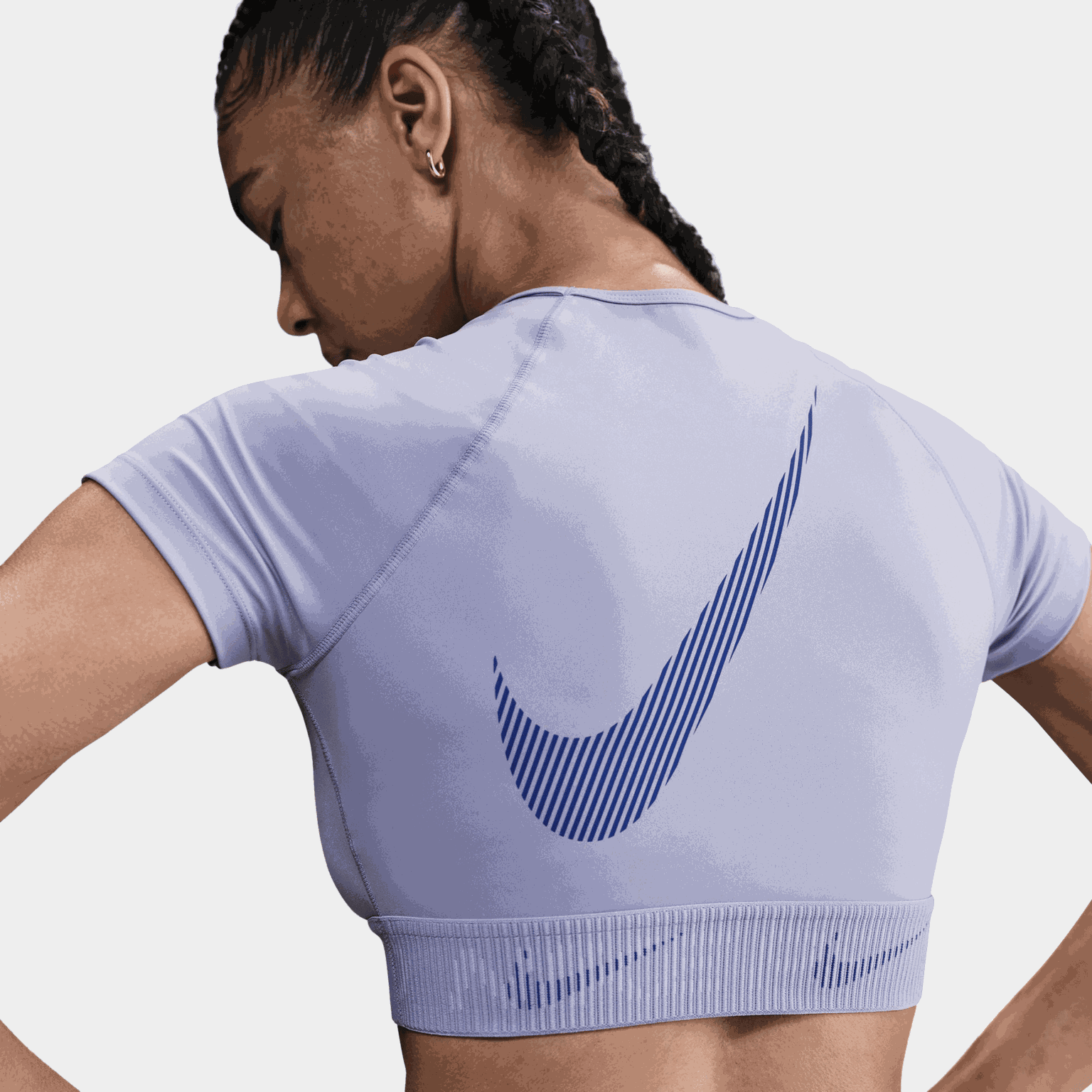 Pro Dri-FIT Short Sleeve Crop Top Graphics, träningstopp, dam - full image 2